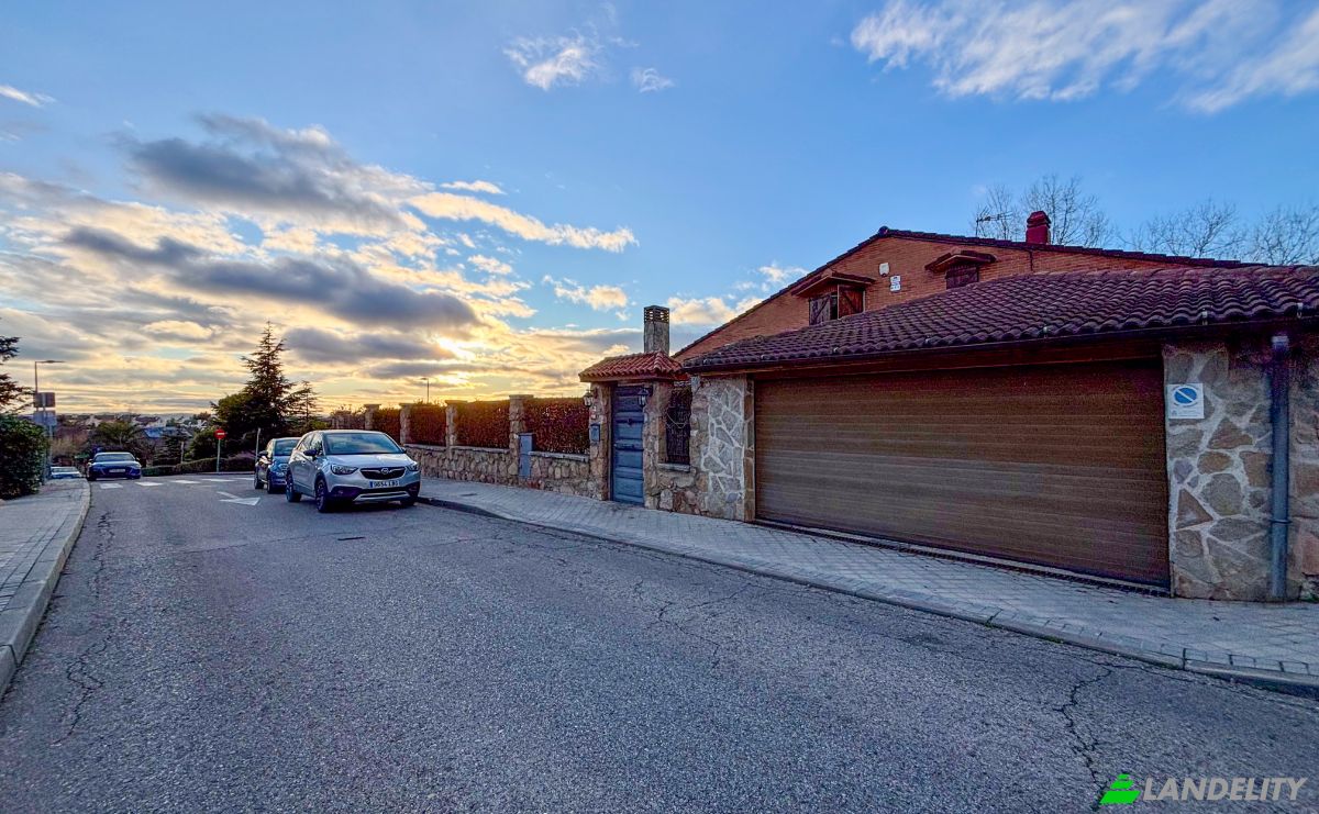 Villa for Sale C Granado, Rivas-Vaciamadrid, Madrid, Community of Madrid, Spain. Photo 23