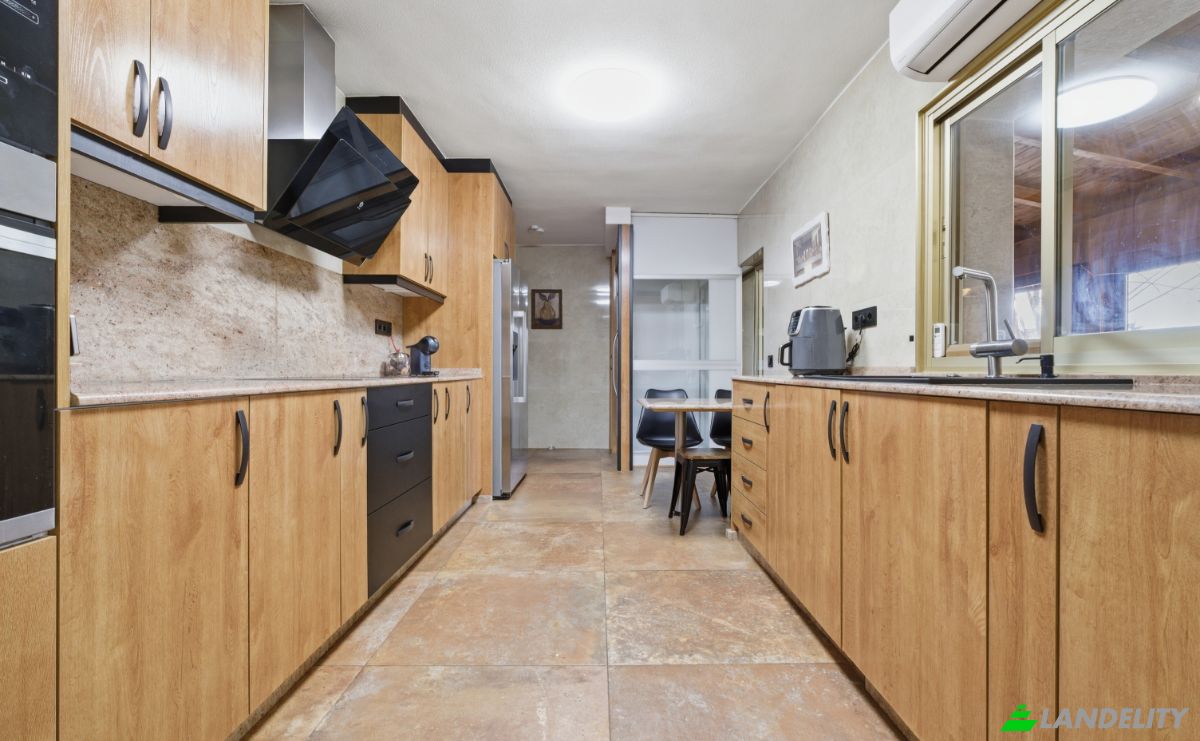 Villa for Sale C Granado, Rivas-Vaciamadrid, Madrid, Community of Madrid, Spain. Photo 8