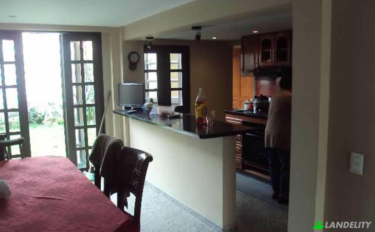 Single Family Home for Sale Cra 80 #64c-25, Bogota, Zona 6, Colombia. Photo 5