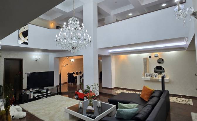 Villa for Sale Calea Doftanei 184, Campina 105600. Photo#9 Villa for Sale Calea Doftanei 184, Campina 105600. Photo#9