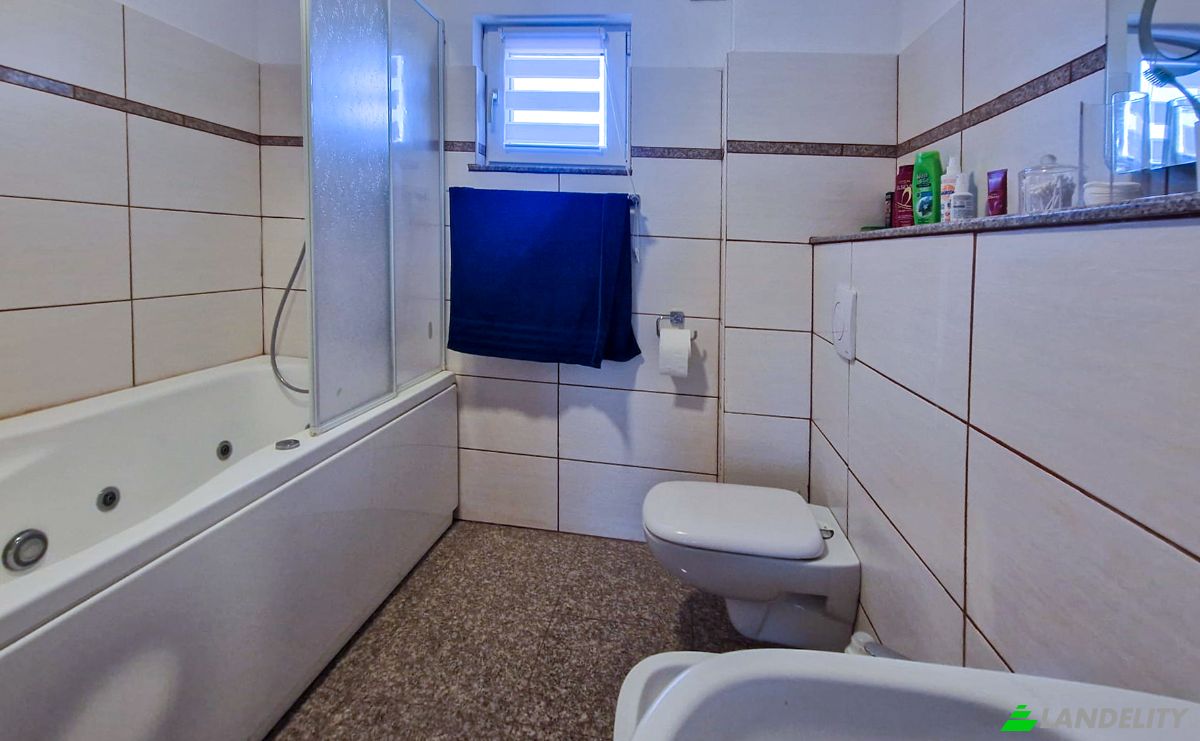 Single Family Home for Sale DC158 541, Darza 137182, Darza, Crevedia, Dambovita, Romania. Photo 5