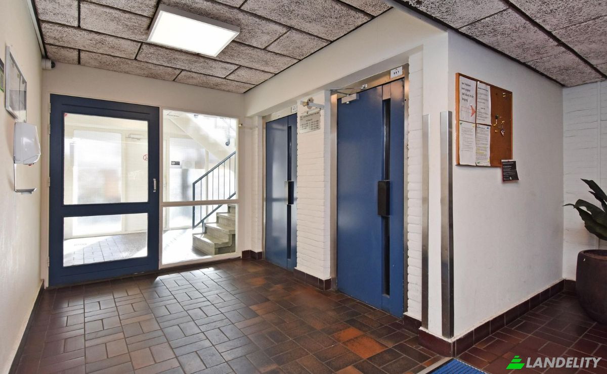 Apartment for Sale Lage Nieuwstraat 378, 2512 VZ Den Haag, The Hague, South Holland, Netherlands. Photo 2