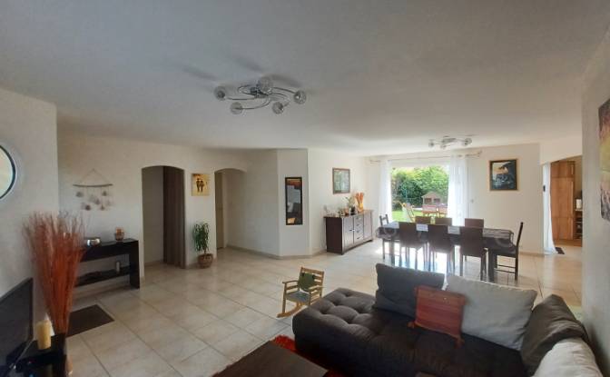Single Family Home for Sale 12 Rue des. Photo#2