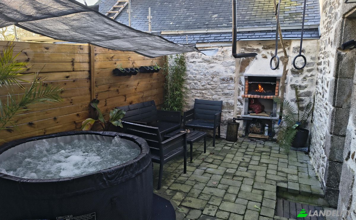 Single Family Home for Sale 1 Rue des Ecoles, 29860 Le Drennec, Le Drennec, Finistere, Brittany, France. Photo 11