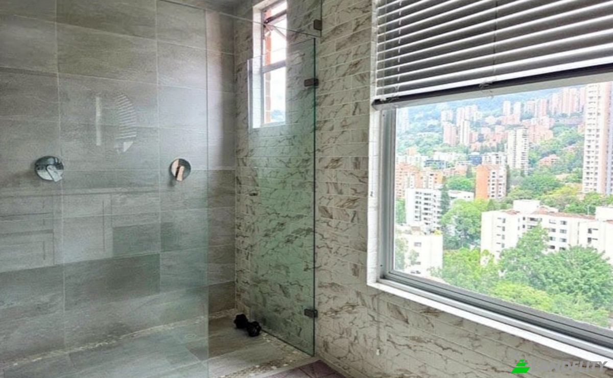 Apartment for Sale Cra 37a # 1 SUR-90, El Poblado, Medellin, Antioquia, Colombia. Photo 11