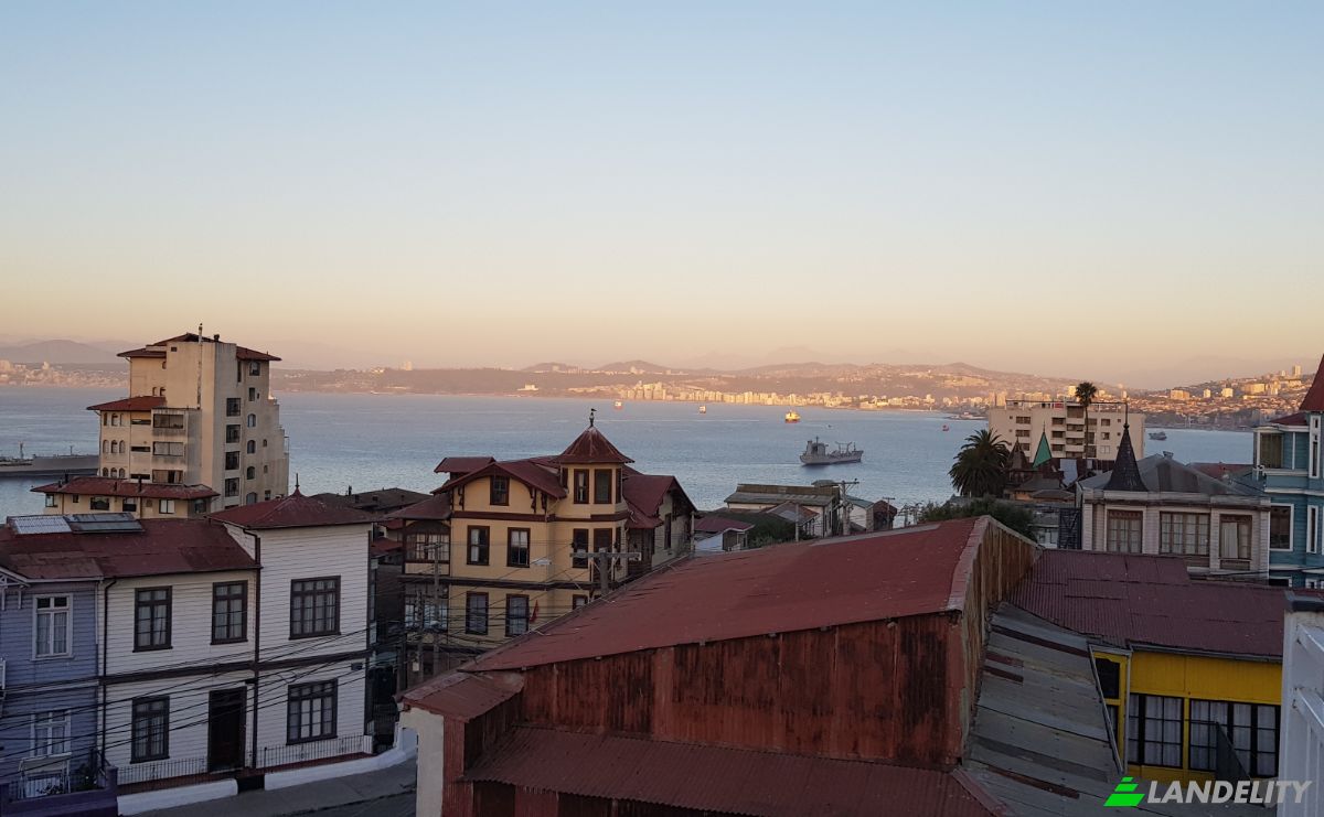Investing/Development for Sale Av Francisco Errazuriz 348, Valparaiso, Gran Bretana - Errazuriz Echaurren, Chile. Photo 2