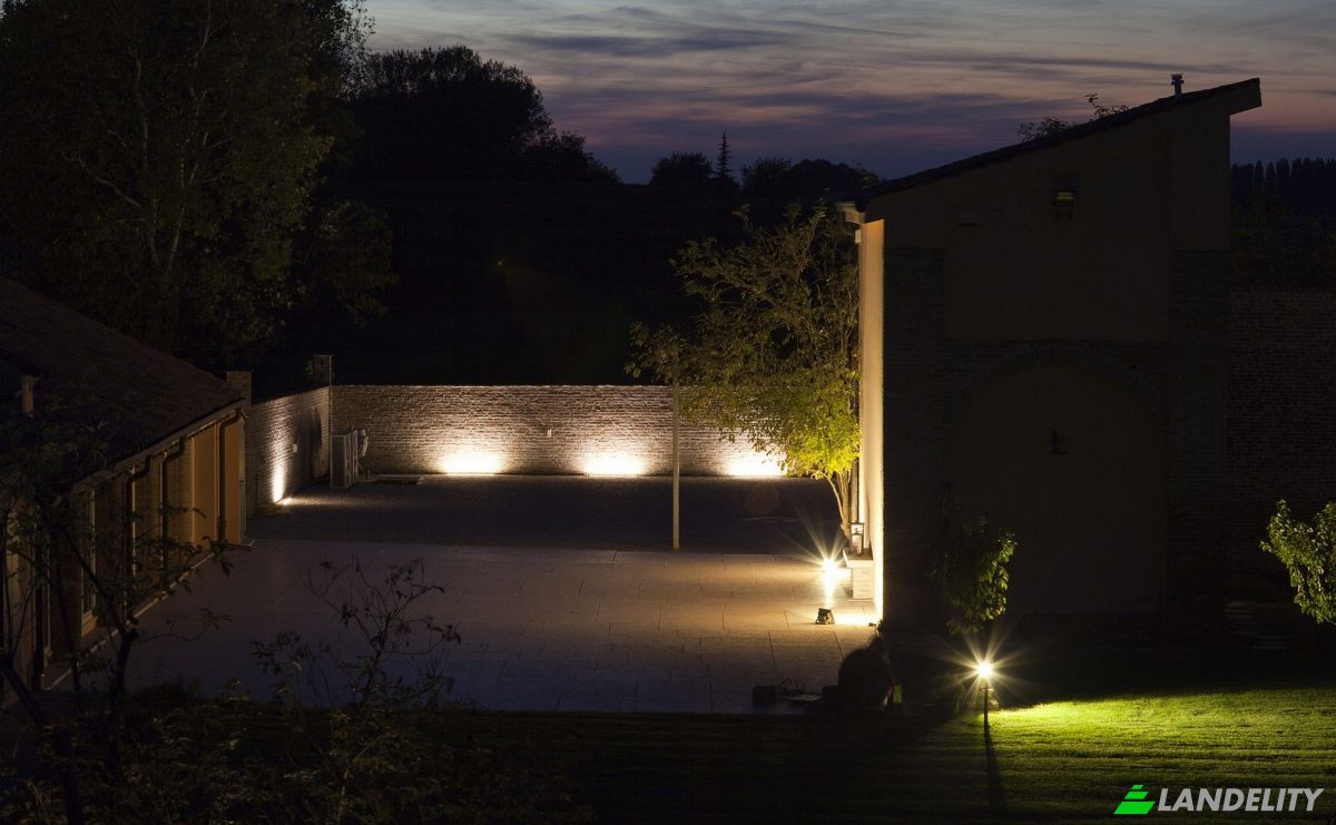 Single Family Home for Sale Via Argine Scorzarolo, 46030 Borgo Virgilio MN, Borgo Virgilio, Province of Mantua, Lombardy, Italy. Photo 2