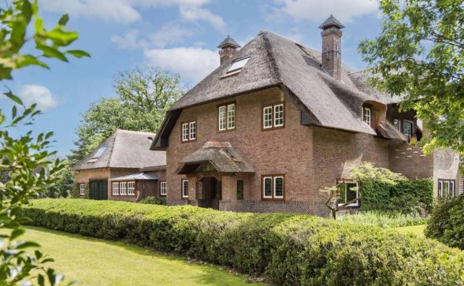 Mansion for Sale - Wierden, Netherlands