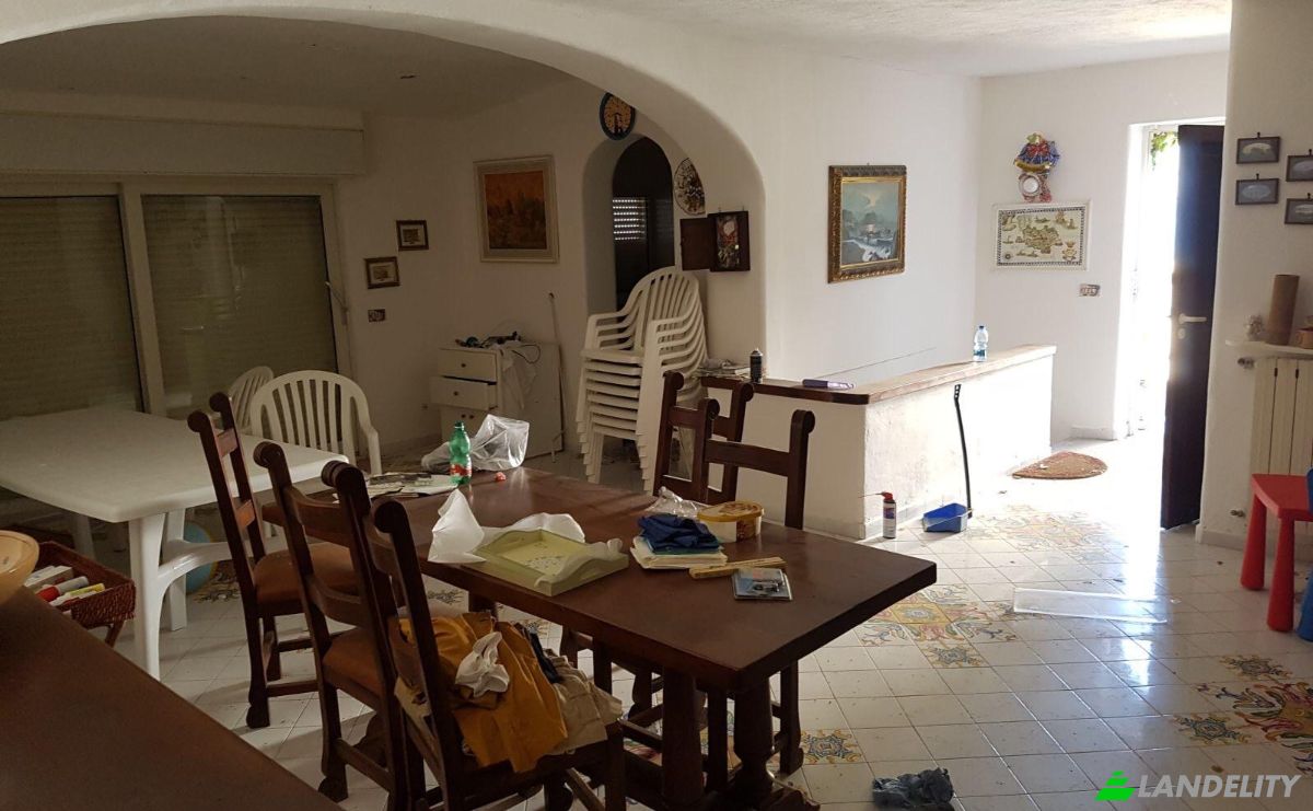 Mansion for Sale Via Giovanni Mazzella, 80075 Forio NA, Forio, Metropolitan City of Naples, Campania, Italy. Photo 3