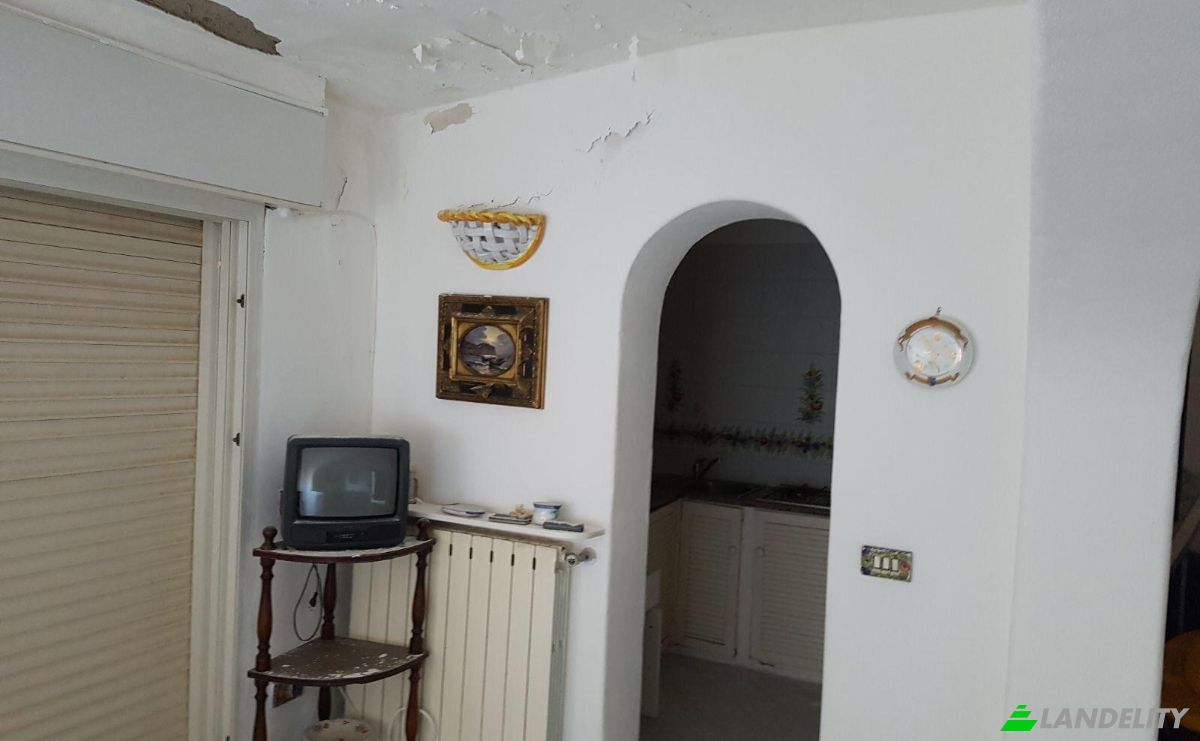Mansion for Sale Via Giovanni Mazzella, 80075 Forio NA, Forio, Metropolitan City of Naples, Campania, Italy. Photo 8