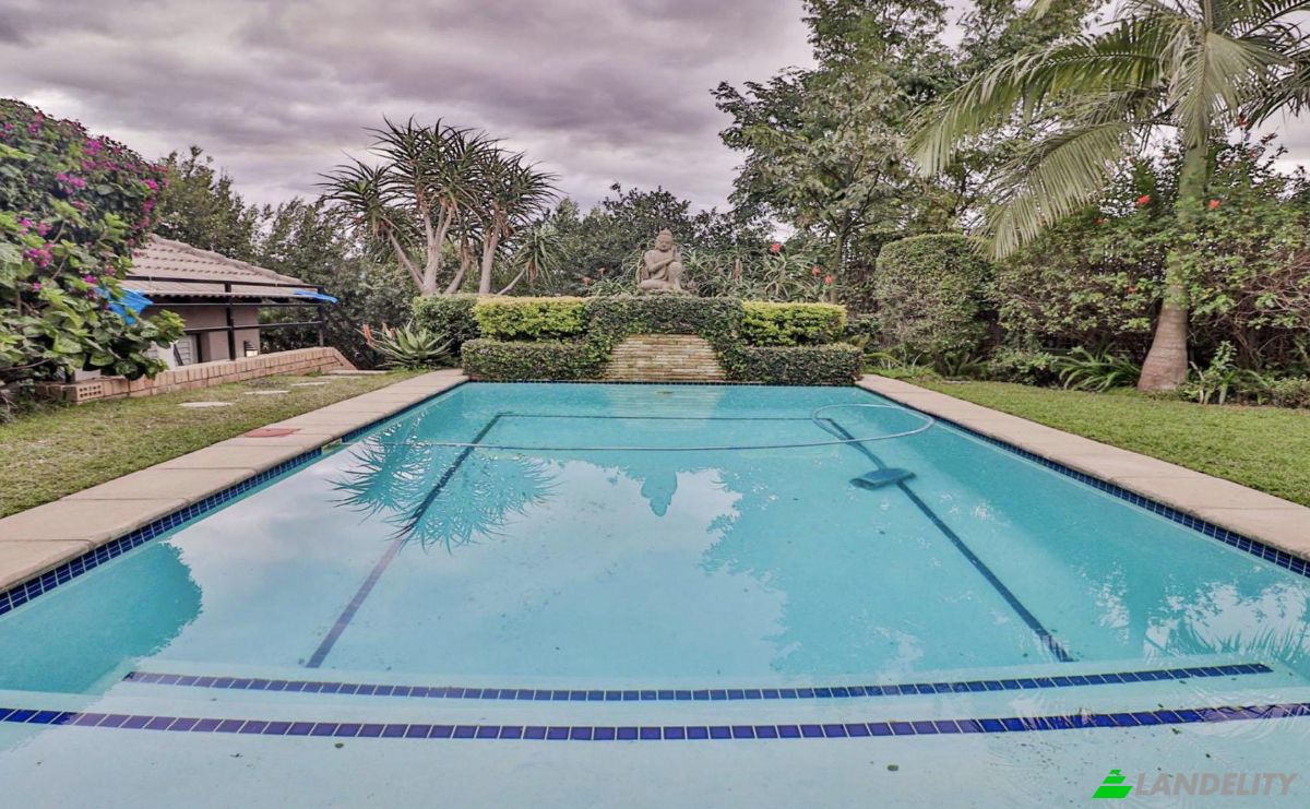 Single Family Home for Sale 6 Schoeman St, West Acres, Mbombela, Ehlanzeni District Municipality, Mpumalanga, South Africa, 1211. Photo 8
