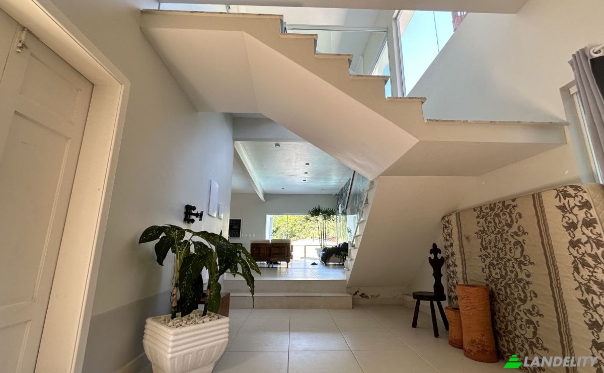Casa de una sola familia en venta R C, 570, Tenorio Praia Vermelha, Ubatuba, State of Sao Paulo, Brazil, 11680-000. Foto 13