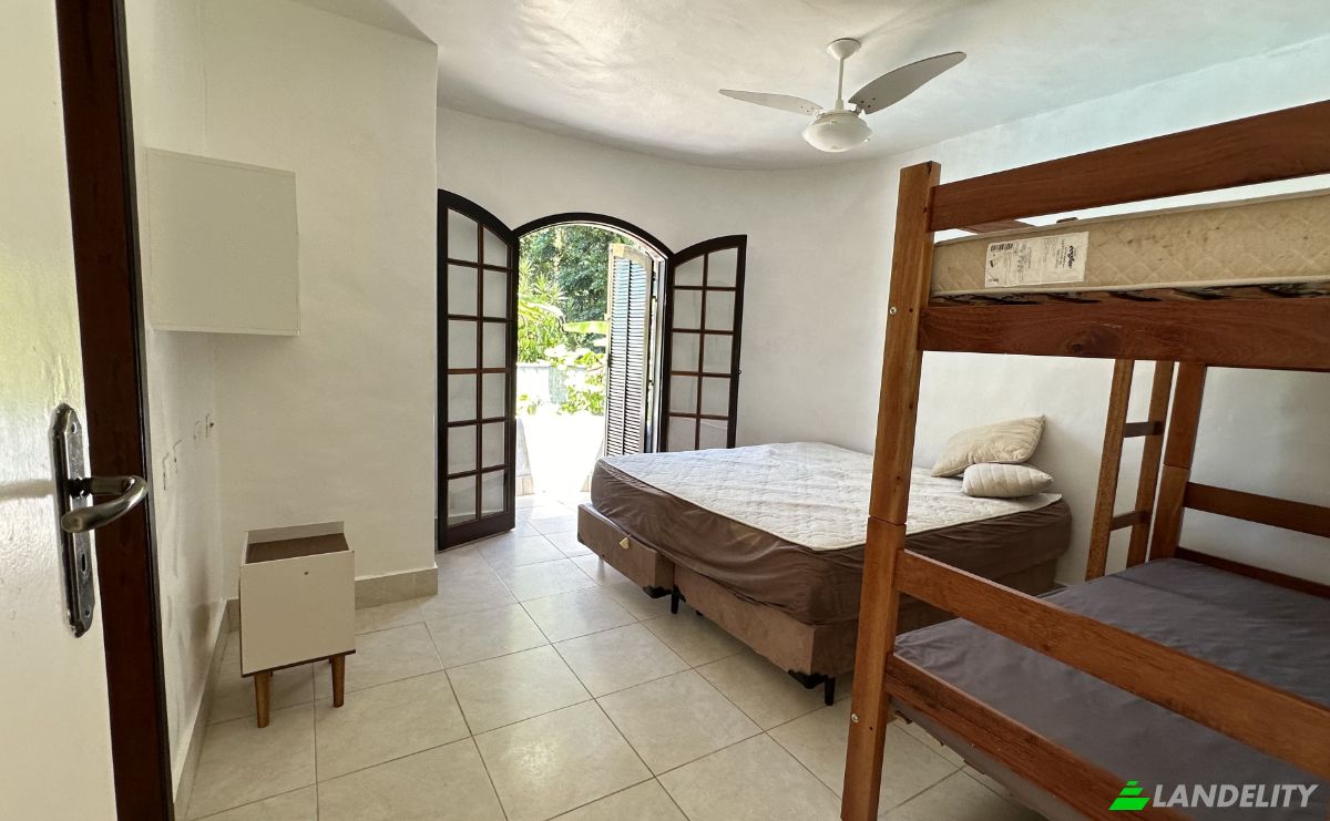 Casa de una sola familia en venta R C, 570, Tenorio Praia Vermelha, Ubatuba, State of Sao Paulo, Brazil, 11680-000. Foto 6