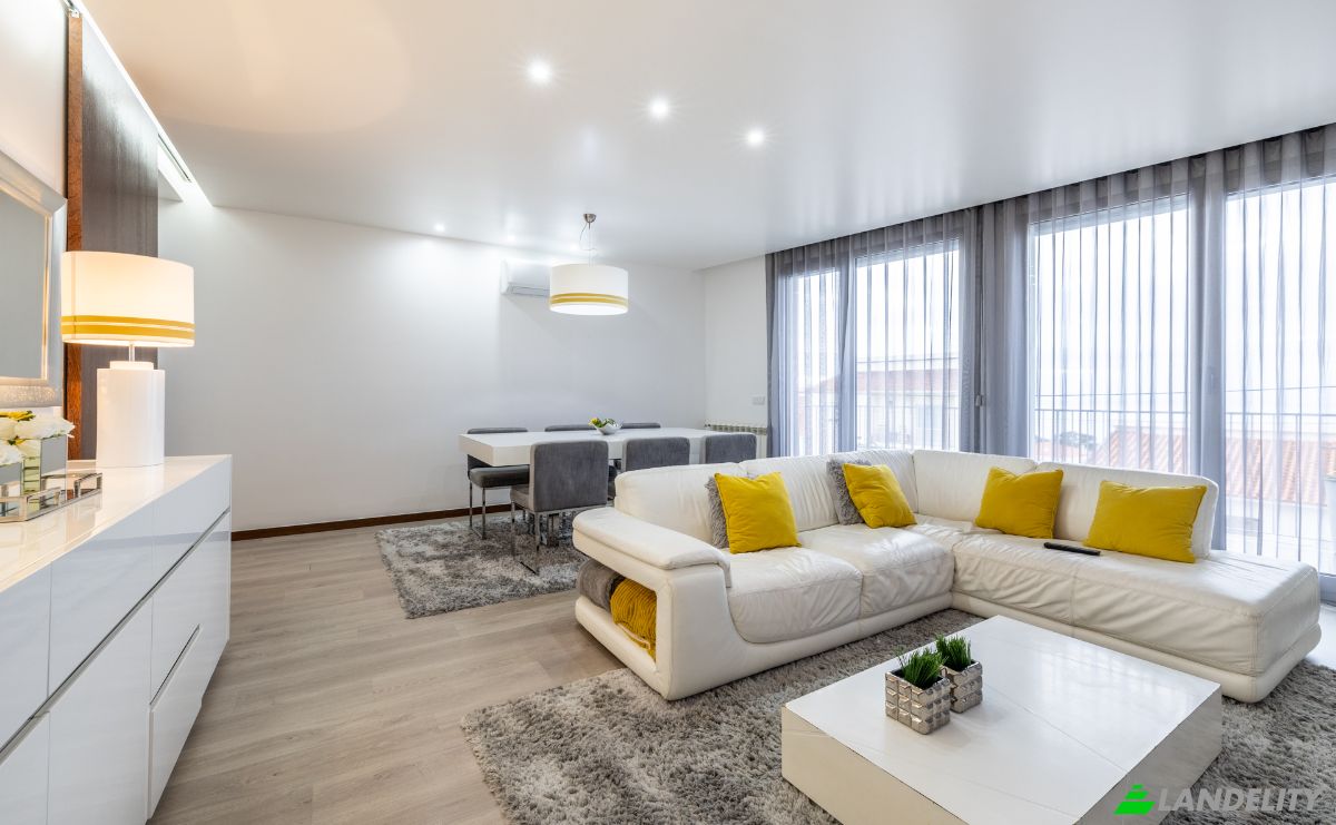 Apartment for Sale R da Serracao 34, 2450-065 Nazare, Nazare, Leiria District, Portugal. Photo 3