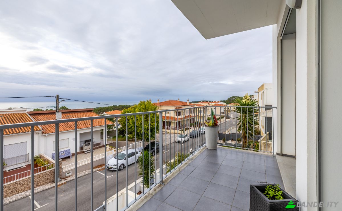 Apartment for Sale R da Serracao 34, 2450-065 Nazare, Nazare, Leiria District, Portugal. Photo 8
