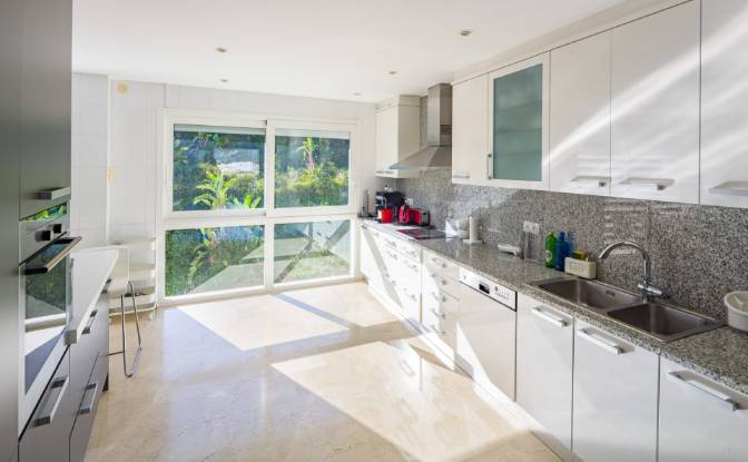 Apartment for Sale C Alcala, Nueva Andalucia. Photo#15