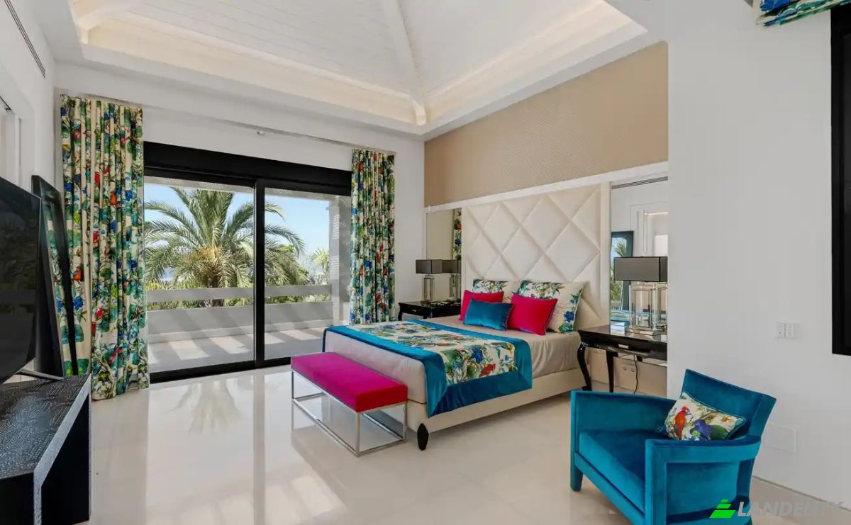 Single Family Home for Sale Calle Sierra Blanca, Marbella, Malaga, Andalusia, Spain. Photo 14