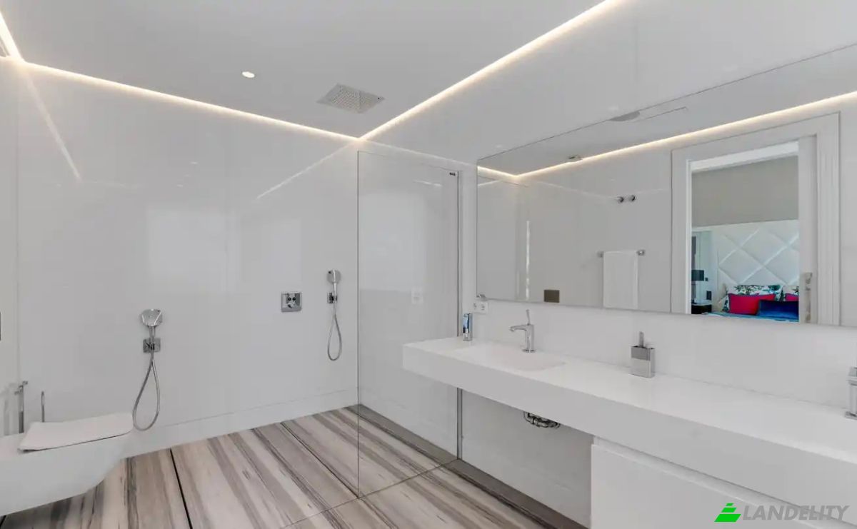 Single Family Home for Sale Calle Sierra Blanca, Marbella, Malaga, Andalusia, Spain. Photo 15