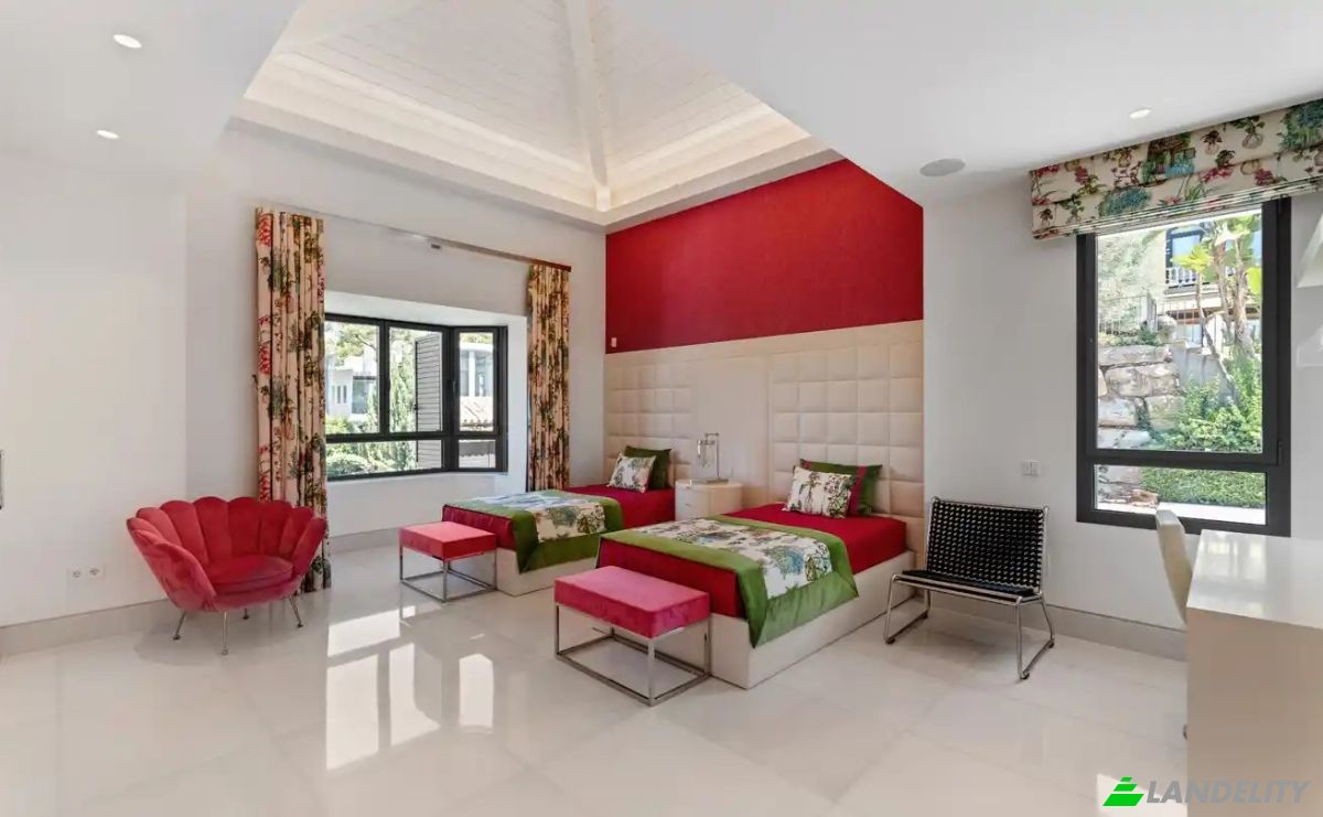Single Family Home for Sale Calle Sierra Blanca, Marbella, Malaga, Andalusia, Spain. Photo 16