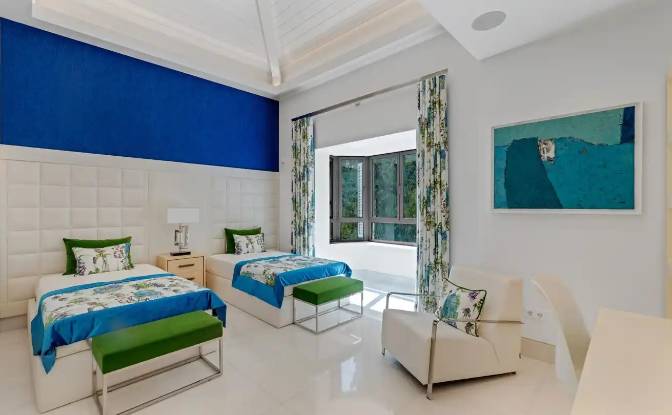 Single Family Home for Sale Calle Sierra Blanca. Photo#17