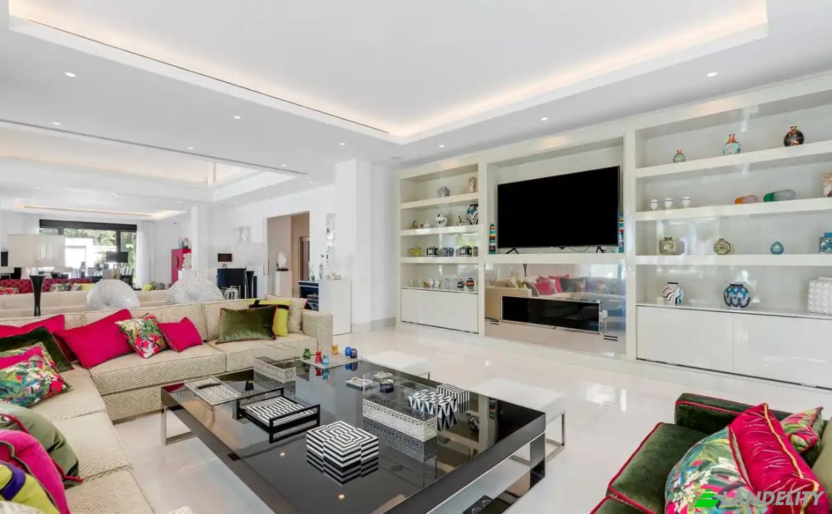 Single Family Home for Sale Calle Sierra Blanca, Marbella, Malaga, Andalusia, Spain. Photo 7