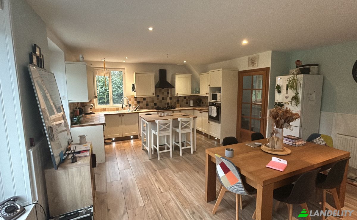 Single Family Home for Sale Lande de Lerome, 56300 Kergrist, Kergrist, Morbihan, Brittany, France. Photo 8
