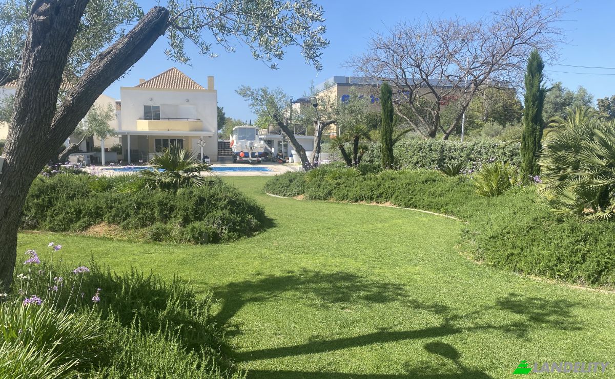 Townhouse for Sale R Jose Lamas 19, 8800-467 Tavira, Tavira, Faro District, Portugal. Photo 3