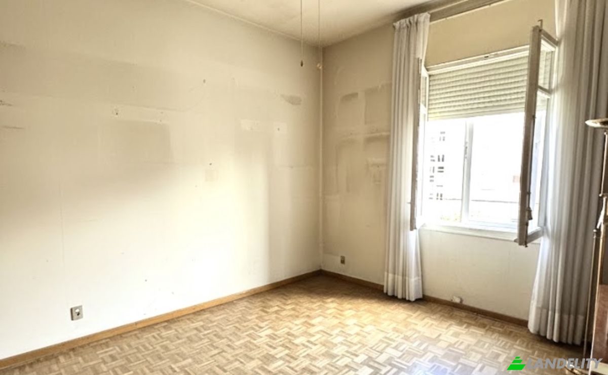 Apartment for Sale C de Chile, Local, Chamartin, Madrid, Community of Madrid, Spain. Photo 5
