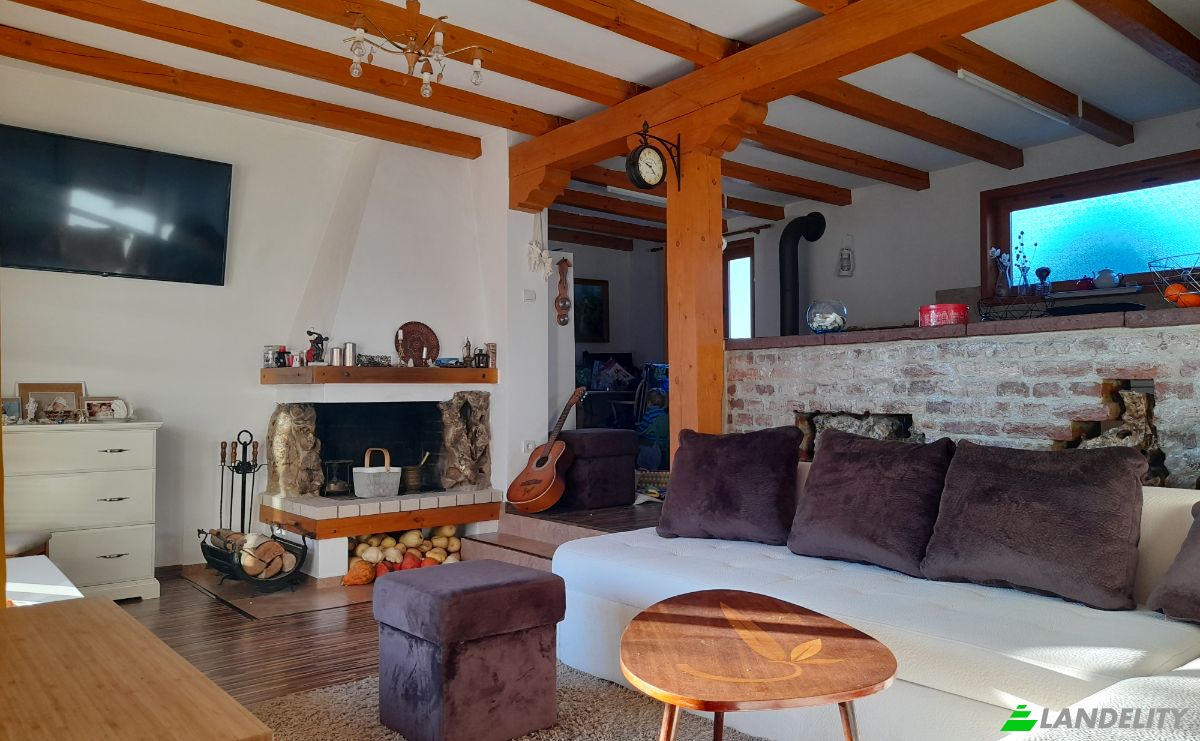 Single Family Home for Sale 5248 Mihalci, Mihalci, Pavlikeni, Veliko Tarnovo Province, Bulgaria. Photo 3