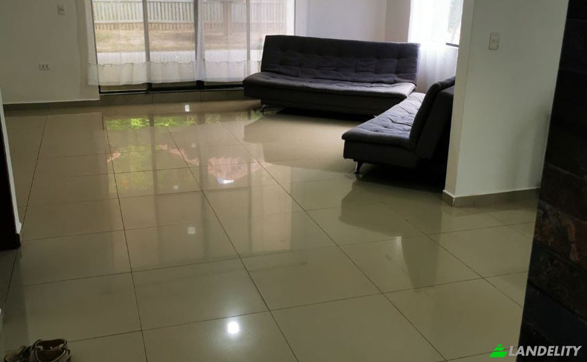 Casa de una sola familia en venta La Guardia, Provincia de Andrés Ibáñez, Departamento de Santa Cruz, Bolivia. Foto 6