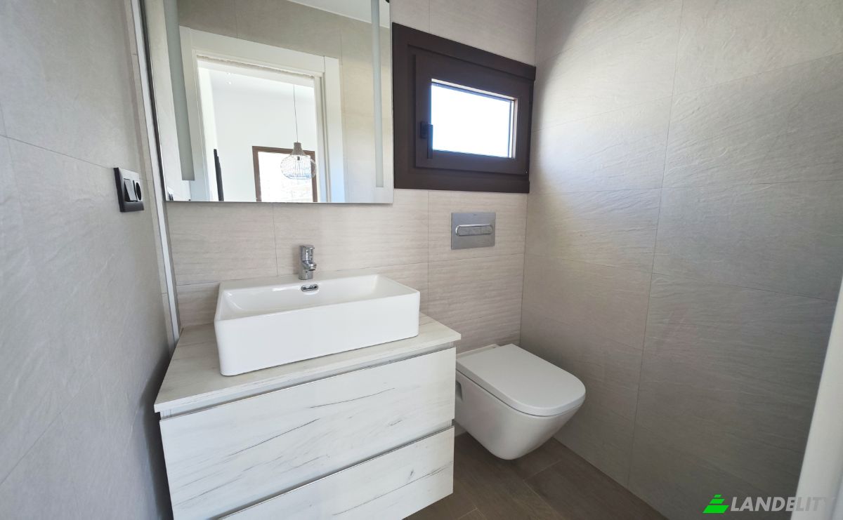 Villa for Sale Carrer de Mexic, Finestrat, Alicante, Valencian Community, Spain. Photo 18