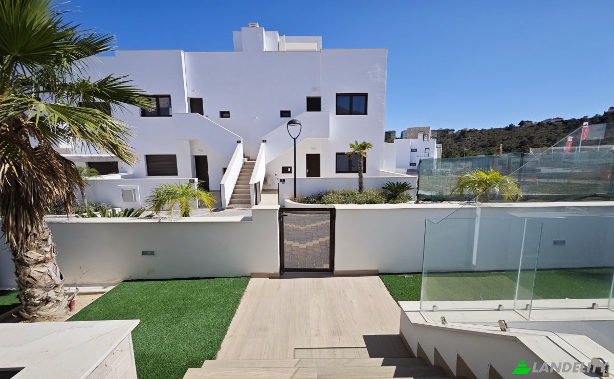 Villa for Sale Carrer de Mexic, Finestrat, Alicante, Valencian Community, Spain. Photo 3