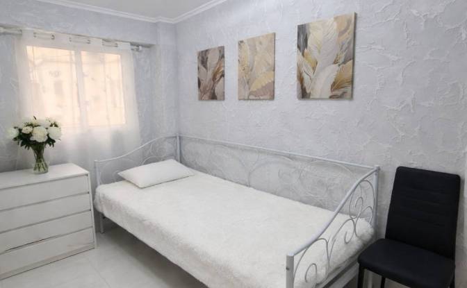 Apartment for Sale Carrer de Conchita Piquer. Photo#7