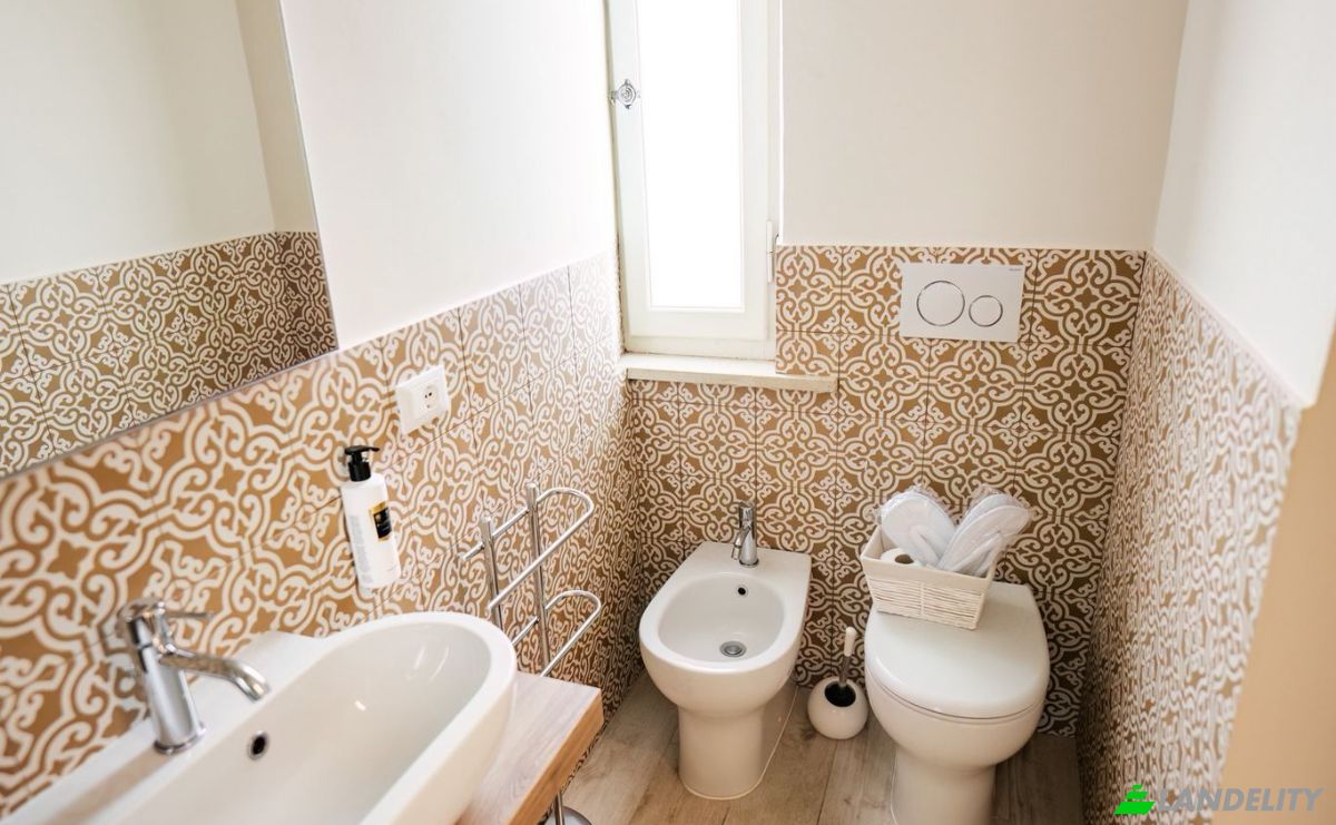 Bed and Breakfast for Sale Via Capri, 60026 Numana AN, Marcelli, Province of Ancona, Marche, Italy. Photo 8