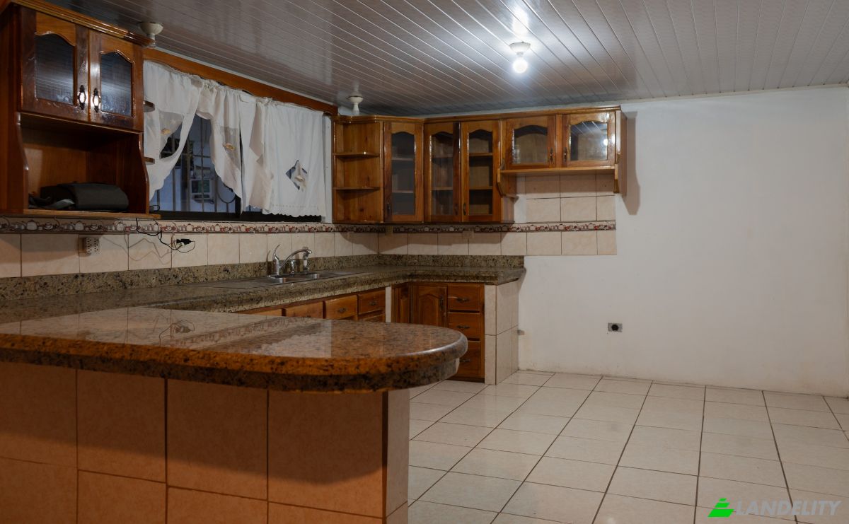 Single Family Home for Sale San Isidro de El General, Perez Zeledon, San Jose Province, Costa Rica. Photo 4