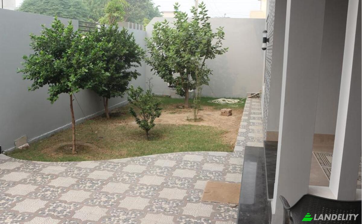 Bungalow for Sale Judicial Housing Society Judicial Colony, Faisalabad, Punjab, Pakistan. Photo 7