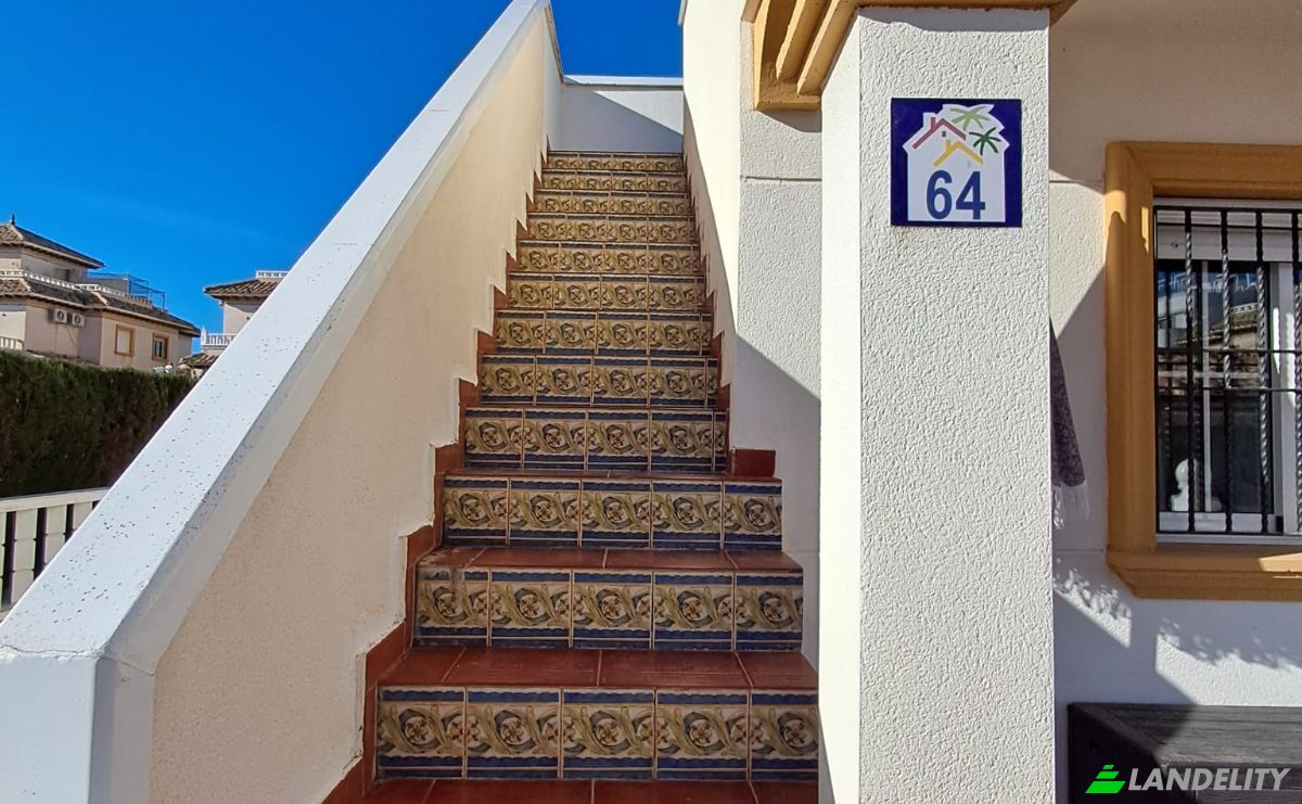Bungalow en venta Calle Cabo de Gata, Orihuela, Torrevieja, Alicante, Comunidad Valenciana, España. Foto 17