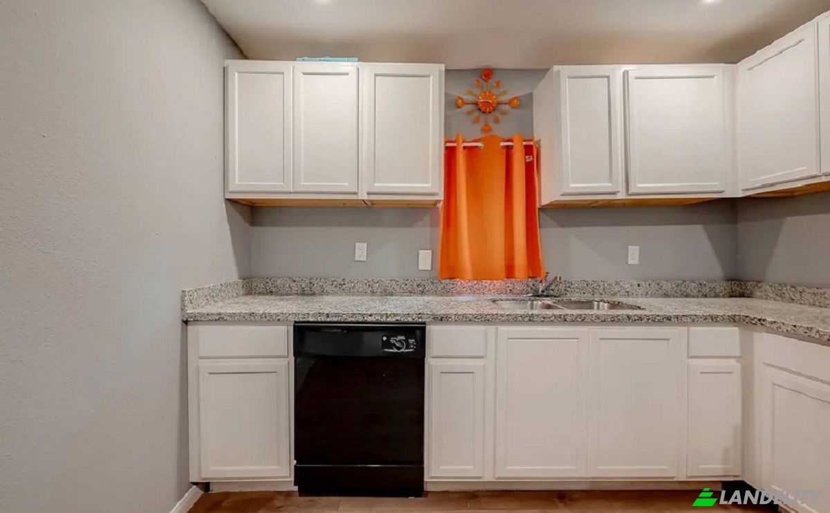 Single Family Home for Rent 6823 Goforth St, Houston, Harris County, Texas, United States, TX 77021, USA. Photo 12