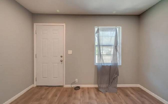 Single Family Home for Rent 6823 Goforth St. Photo#4 Single Family Home for Rent 6823 Goforth St. Photo#4