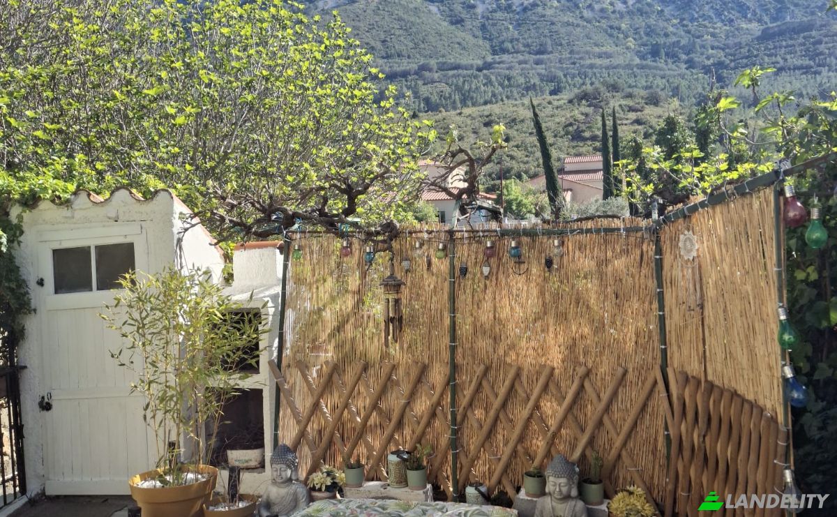 Townhouse for Sale 67 Av Jean Jaures, 66460 Maury, Maury, Pyrenees-Orientales, Occitanie, France. Photo 5