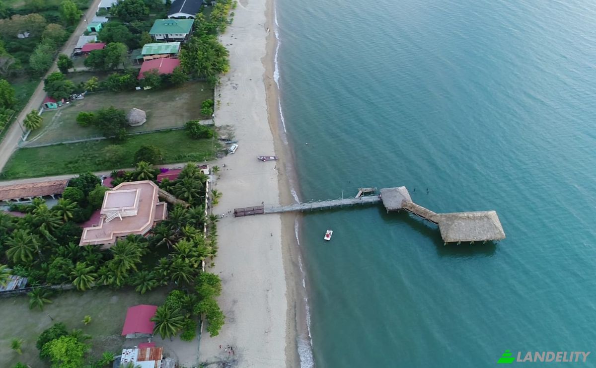 Mansion for Sale 32101 Trujillo, Colon, Jerico, Trujillo, Colon Department, Honduras. Photo 11