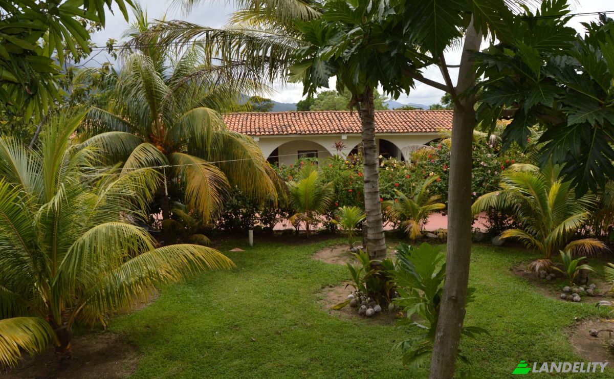 Mansion for Sale 32101 Trujillo, Colon, Jerico, Trujillo, Colon Department, Honduras. Photo 5