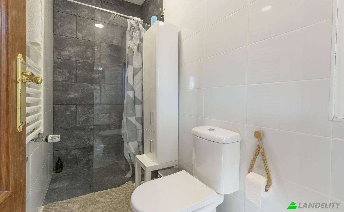Villa for Sale Carrer la Vall de Travadell, Mutxamel, Valle del Sol, Alicante, Valencian Community, Spain. Photo 18