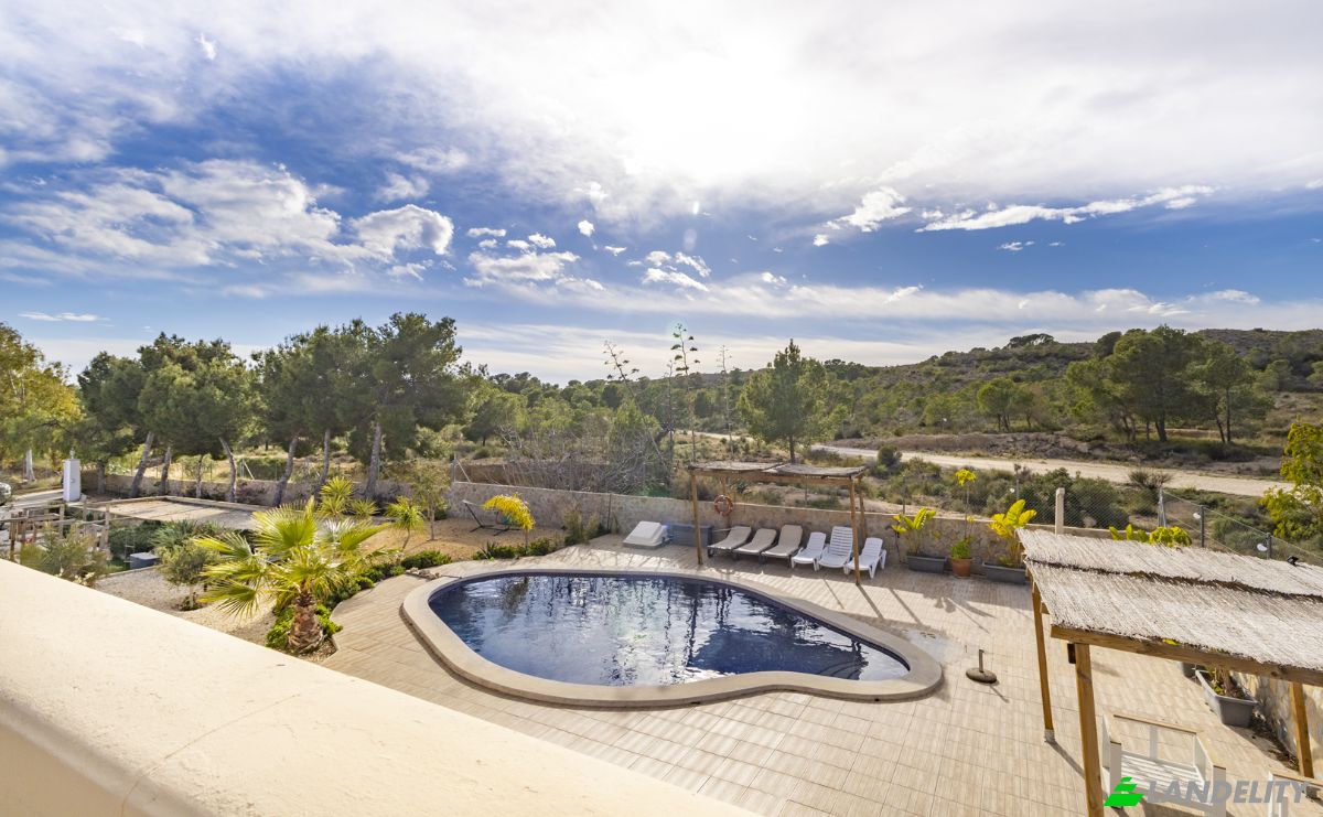 Villa for Sale Carrer la Vall de Travadell, Mutxamel, Valle del Sol, Alicante, Valencian Community, Spain. Photo 24