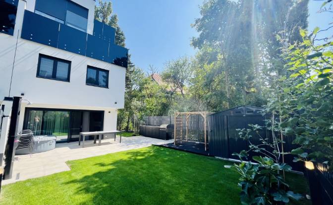 Villa for Sale - Vienna, Austria