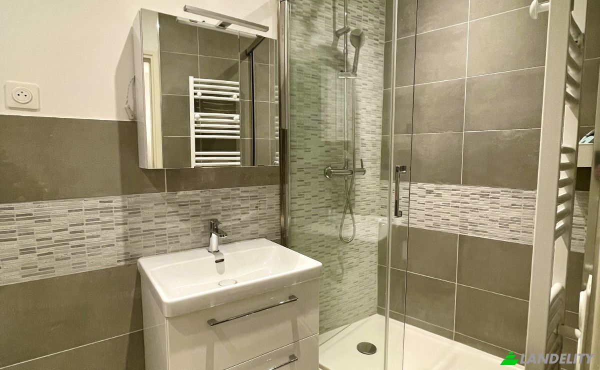 Apartment for Sale 6 Rue Poissonniere, 75002 Paris, Paris, Ile-de-France, France. Photo 3