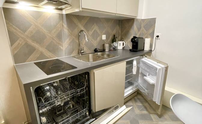 Apartment for Sale 6 Rue Poissonniere, 75002 Paris. Photo#4