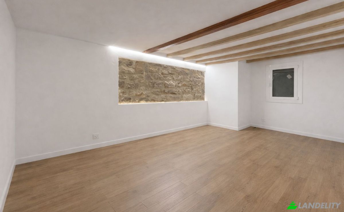 Apartment for Sale Carrer dAtaulf, Ciutat Vella, Barcelona, Catalonia, Spain. Photo 12