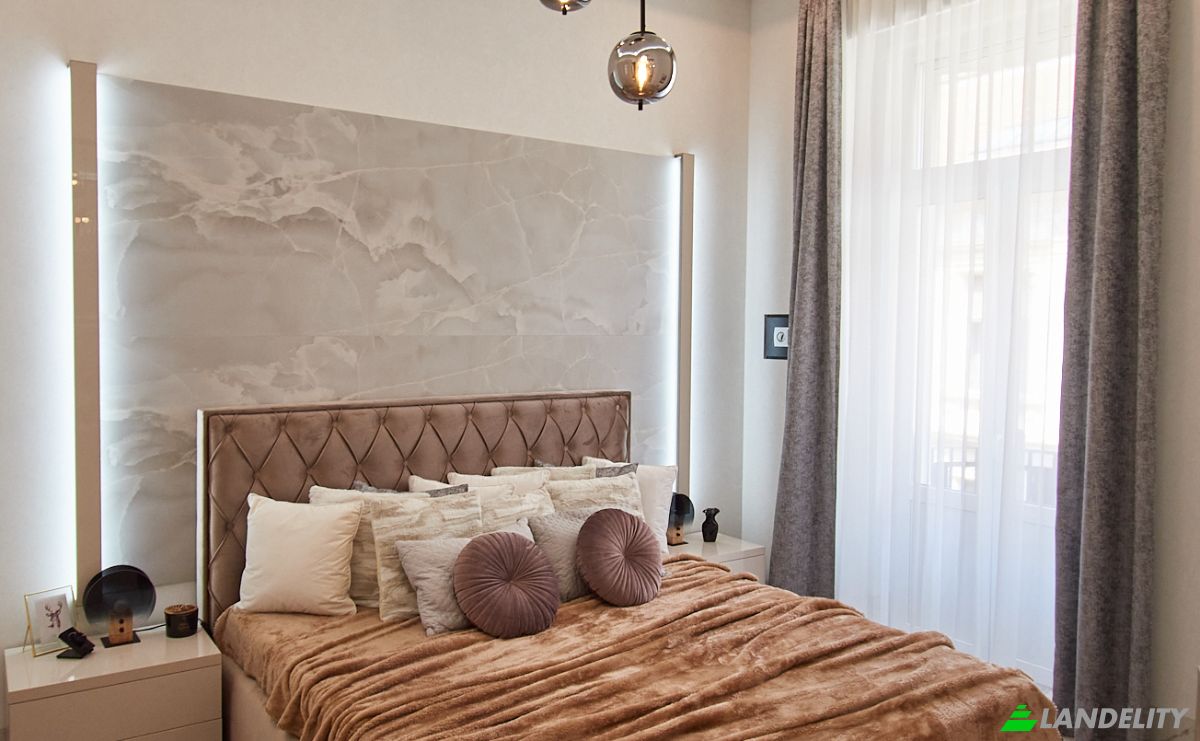 Appartement Te koop Budapest, Hungary, Oktober 6 u 18, 1051 Hungary. Foto 7