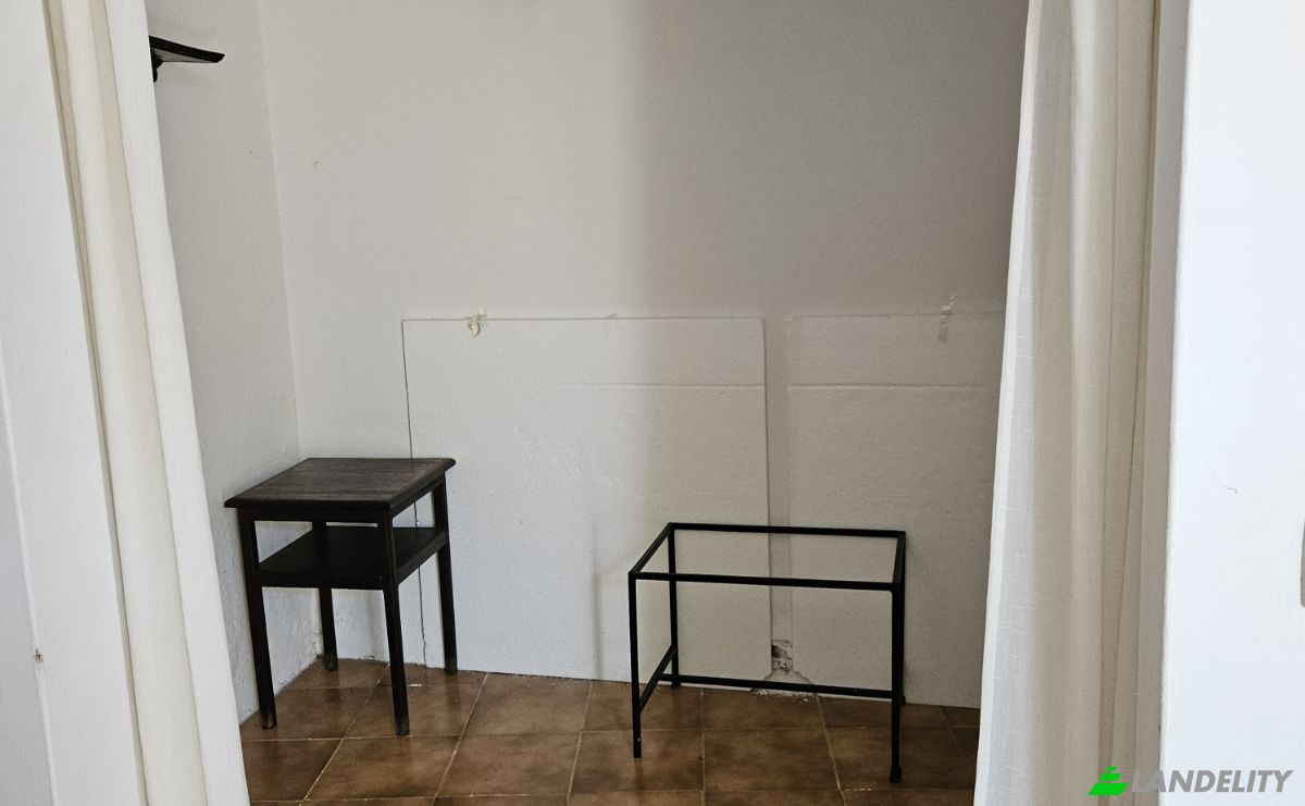 Townhouse for Sale R da Gloria 106, 4000 Porto, Porto, Porto District, Portugal. Photo 8
